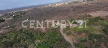 Terreno 25 hectáreas en Montecristi para uso comercial/industrial