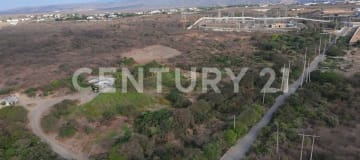 Terreno 25 hectáreas en Montecristi para uso comercial/industrial