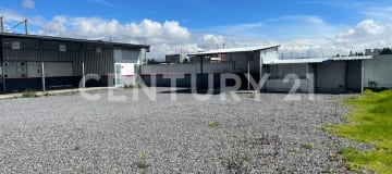 Local comercial en Latacunga - 350m² con alta visibilidad