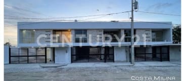Townhouse dúplex cerca del mar en Salinas - 3 hab.