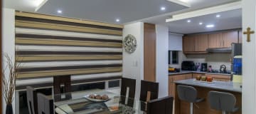 Venta departamento 2 dormitorios. Av. De La República y Teresa Cepeda. 5min de la Carolin