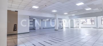 Local comercial en renta, La Carolina - 500m², $11K/mes