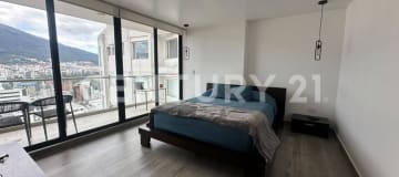 Depto. 170m² en La Coruña, vista ciudad, USD 275,000