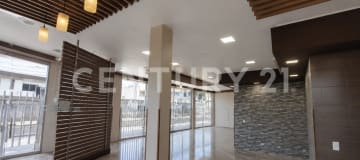 Local 210m² en Tribuna del Sur | $2100 + IVA