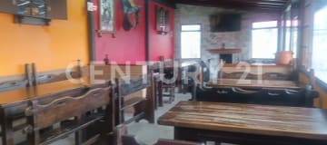 Casa con restaurante equipado en venta, gran oportunidad
