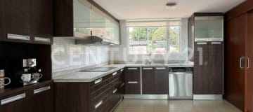 Casa 400 m² en alquiler - 4 dormitorios y BBQ