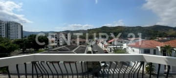 Departamento remodelado en venta - 158m² con 3 habitaciones