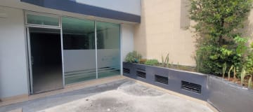 Venta locales comerciales, 72m² y 90m² más parqueadero, el Inca residencial GB.