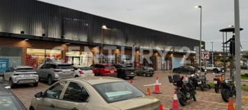 Local comercial en La Joya, 40m² con seguridad 24/7