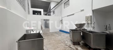 Complejo industrial en Conocoto - 1.400 m² con BPM