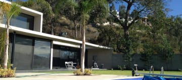 Venta Espectacular Casa 5 dormitorios en Urbanización Pillagua. Sector Santa Ines. Cumbayá. JS