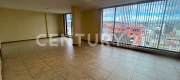 Depto 152m² Mariana de Jesús - 3 hab, 2 parqueaderos