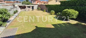 Casa de lujo con piscina temperada y jacuzzi en Quito