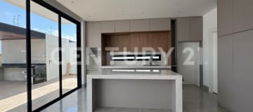 Casa en Ciudad Celeste con jacuzzi y finos acabados