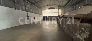 Galpón industrial 800m² en Guamaní - Parque Industrial Sur