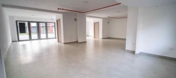 Local comercial doble B 103-104 en ALMAX Center