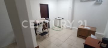 Consultorio 105m² en Kennedy Norte, 6 ambientes y 2 baños