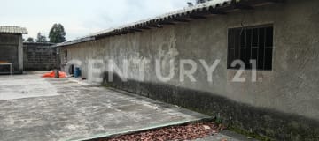 Bodegas en alquiler Conocoto, multifuncionales, 225-277m²