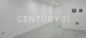 Oficinas 40m2 en Clínica Internacional de la Visión