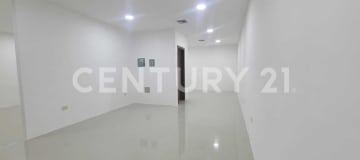 Oficinas 40m2 en Clínica Internacional de la Visión