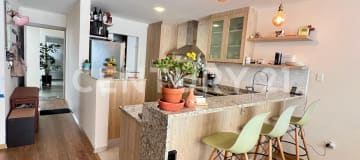 Depto 3 hab + patio, parqueo y bodega en urbanización privada
