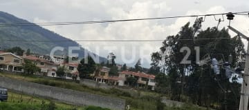 Terreno residencial de 3564m² cerca de Av. General Rumiñahui