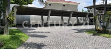 Parqueo en Samborondón - Edificio Solaris $20,000