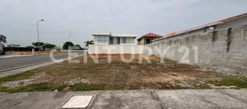 Terreno esquinero 359 m² en Urbanización Vicriel, Daule