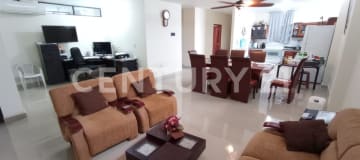 Edificio en Venta Tena Centro: 1105m², 3 pisos, suites y locales