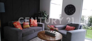 Casa amplia en venta en Quito
