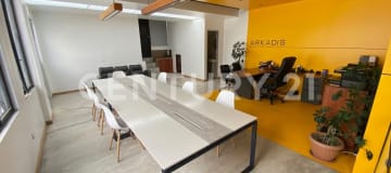 Casa amplia en renta con oficinas cerca de la Embajada Americana