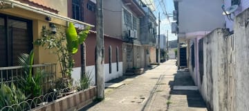 CASA EN VENTA ESQ. EN SAUCES 2 CON ASCENSOR