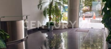 Oficina en venta 76m², planta baja, 2 baños, seguridad 24/7