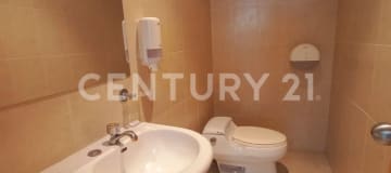 Oficina en venta 76m², planta baja, 2 baños, seguridad 24/7