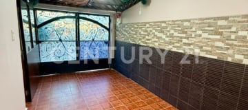 Propiedad comercial en Pucará - Ideal para consultorios o negocios