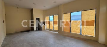 Local 44m² en La Aurora - Ideal para negocios de estética