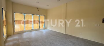 Local 44m² en La Aurora - Ideal para negocios de estética