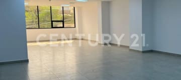 Oficinas premium desde $12/m² en Malecón de Manta