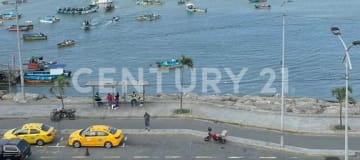 Oficinas premium desde $12/m² en Malecón de Manta