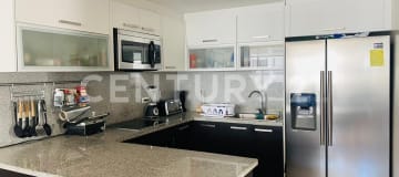 Departamento en piso 9 con vista y áreas comunales en sector privilegiado