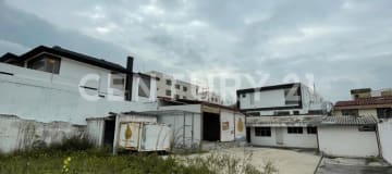 Terreno estratégico en El Condado alto potencial comercial
