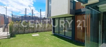 Casa de lujo por estrenar en Tumbaco, 286 m² - Conjunto exclusivo