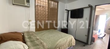 Villa 3 plantas cerca de Shopping La Libertad, $130K