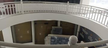 Arriendo local comercial 611m2 duplex en la Av. Colón, Alto tráfico y visibilidad total