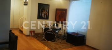 Departamento amplia en venta en Quito