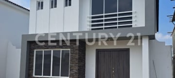 Casa en Portón del Río, 4 dormitorios, 202 m², entrega en 9 meses