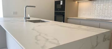 VENTA DEPARTAMENTO, CUMBAYÁ, 2 DORMITORIOS, BALCON DE 18 M2 / MGA