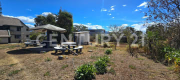 Terreno de 2.736 m² en Tumbaco con potencial inmobiliario