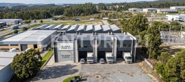 Ofibodegas AleLog - 130m² - Altura 8m - Mezzanine y seguridad 24/7