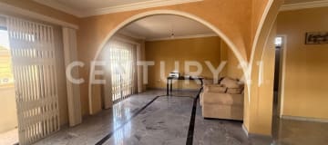 Casa independiente 2 plantas en Samanes 2, 5 hab, $160K